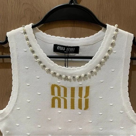Miu Miu White Pearl-Trim Sleeveless Knit Tank with Gold Logo - Picture 6 of 7